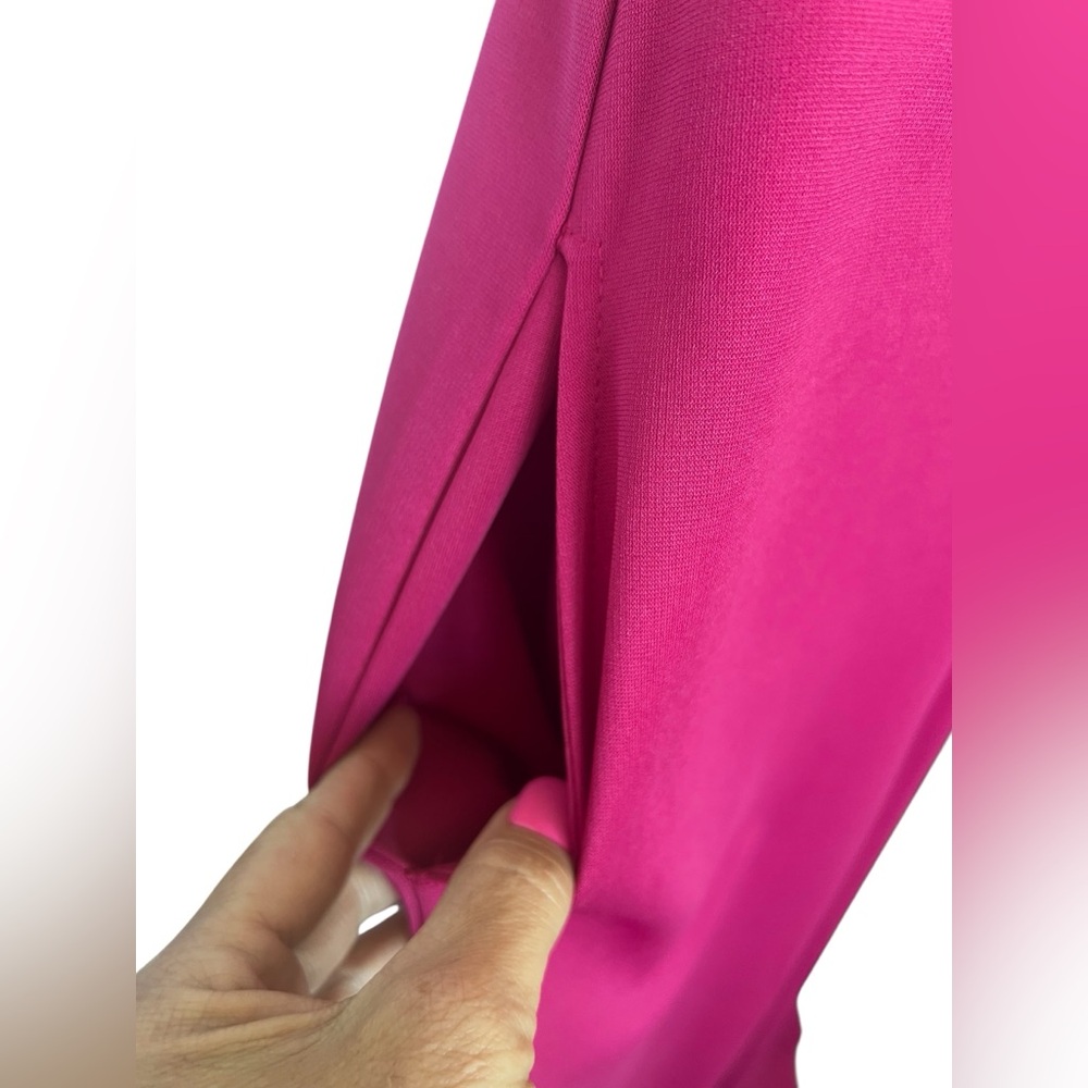 🆕 💖 NWOT One-Shoulder Hot Pink Belted Jumpsuit | Wide Leg | Women’s Medium - Picture 8 of 10